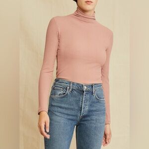 Amour Vert Lux Paris Rib Turtleneck Quartz XS